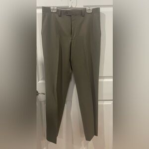 Lauren Ralph Lauren 96% wool men Pants grey 34 waist 32 inches long